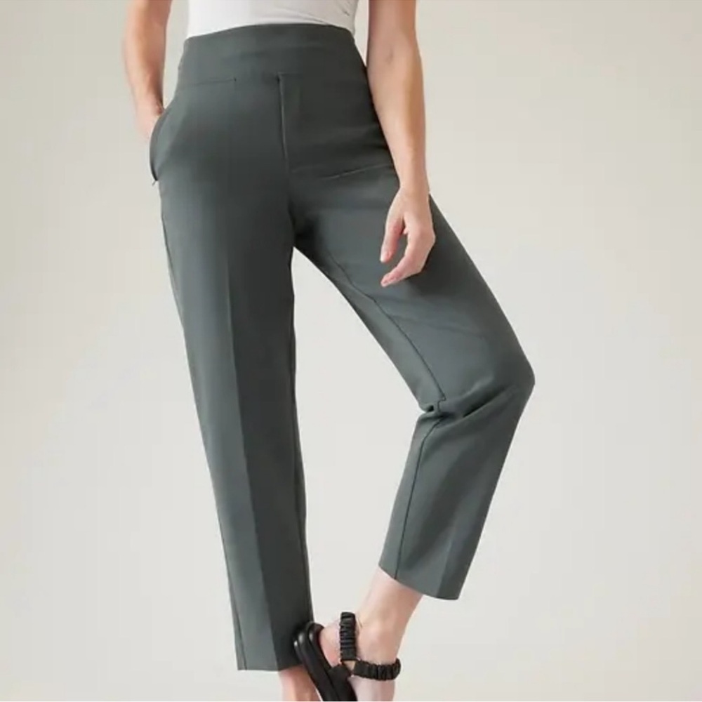 Athleta Dark Gray Cropped Pants